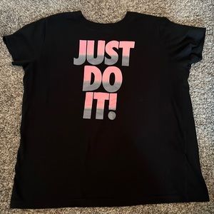 Black Nike Girls Tee